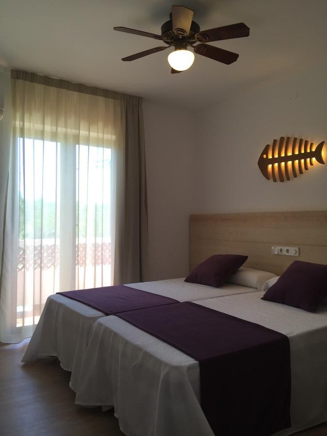 Apartamentos Delfin Es Calo  Luaran gambar